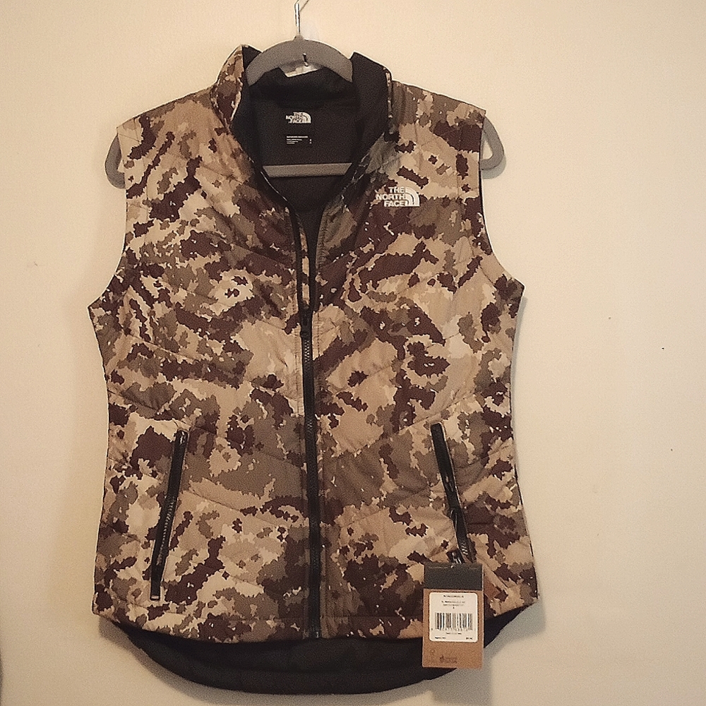 ✨ NWT THE NORTH FACE Camo Tamburello Vest women's size small